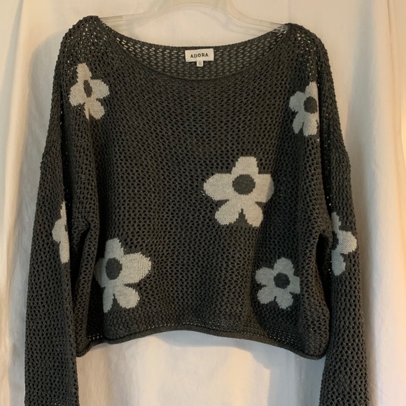 ADORA Sweaters - ADORA dark gray loose knit cropped sweater with light gray flowers